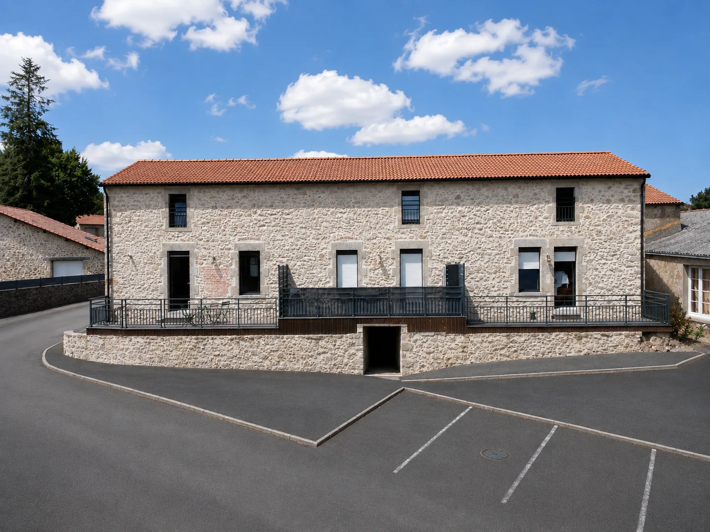 HERITAGE, réhabilitation totale d'une bâtisse ancienne, agglomération yonnaise (85)